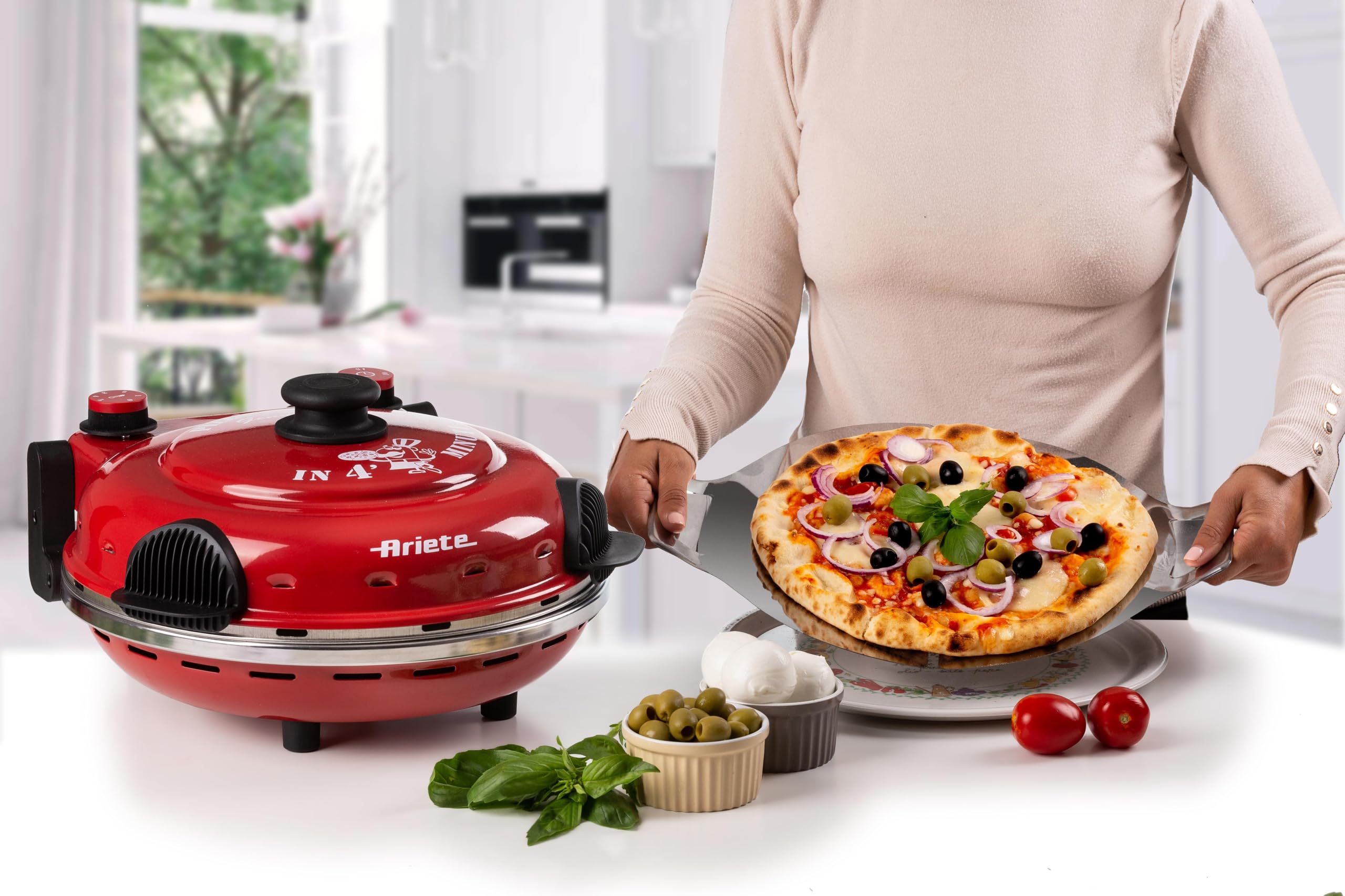 Ariete Pizzaofen 919, 4-Minuten-Pizza, Pizzaofen mit 5 Garstufen, Feuerfeste Platte zum Wiederaufwärmen, Holzbrettchen im Lieferumfang Enthalten, Max. Temperatur 400°C, 1200W, Rot